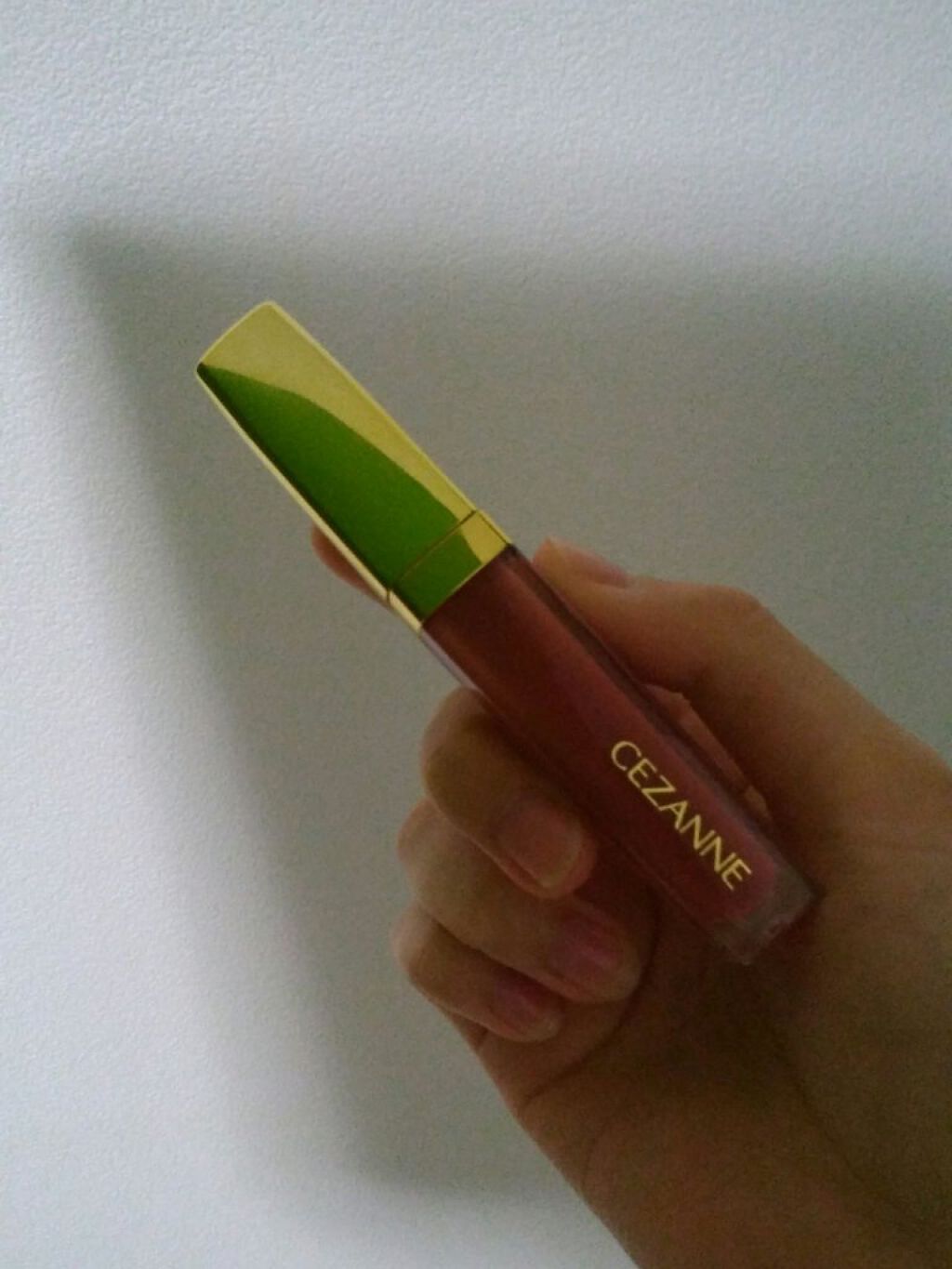 Aika0717 on LIPS 「以前の投稿で使ったコスメたちです!スキンケアは百均の美容液を使..」(5枚目)