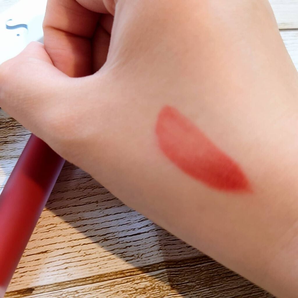 オールタイム ムード ベルベットティント/saat insight/リップティントを使ったクチコミ(4枚目)