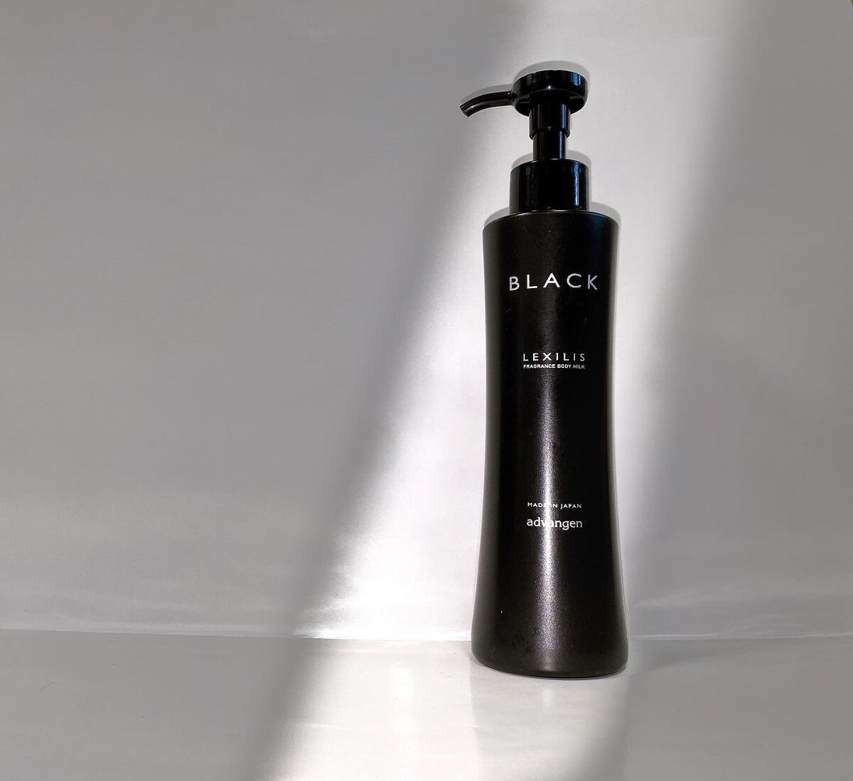 ブラック フレグランス ボディミルク/LEXILIS/ボディミルクを使ったクチコミ（1枚目）