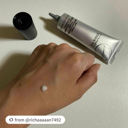 スタジオフィックス フルイッド SPF 15/M・A・C/リキッドファンデーションを使ったクチコミ(10枚目)
