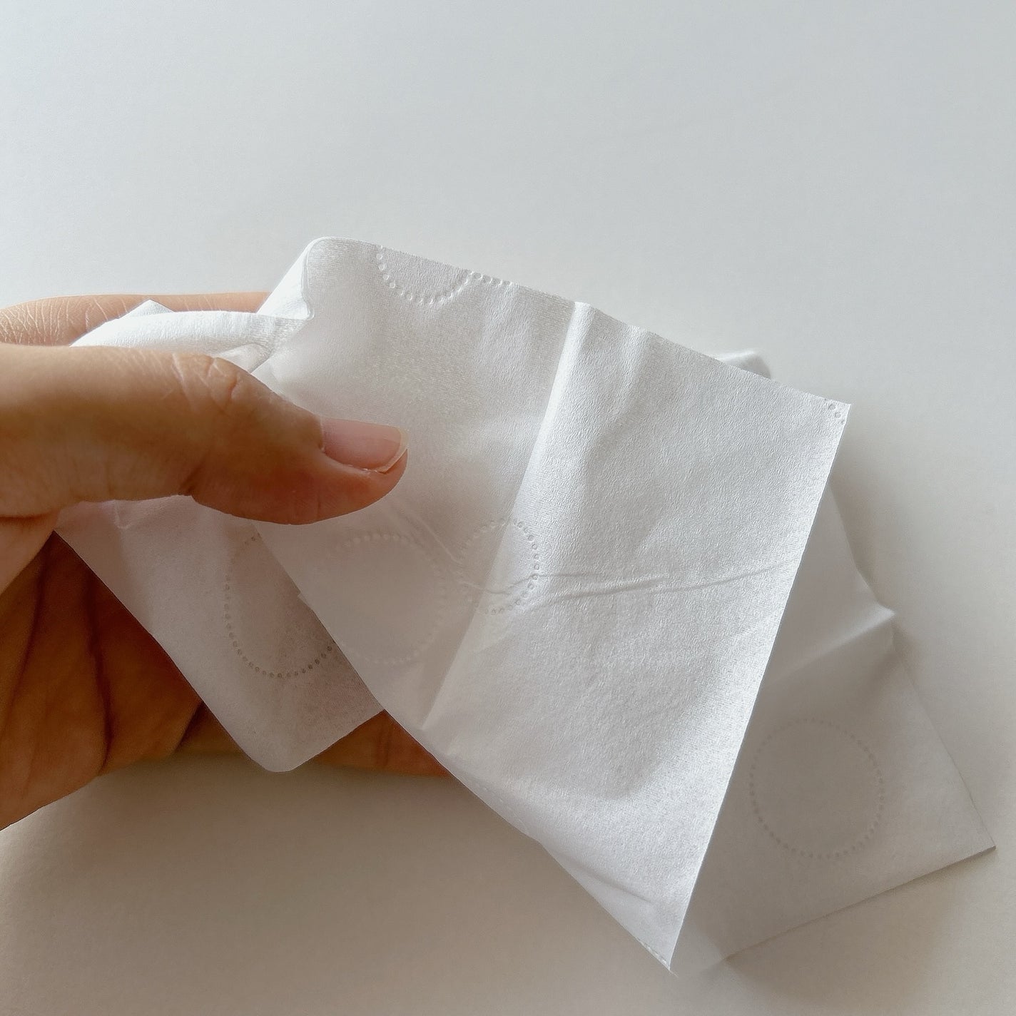 よそいき保湿ティシュ/ネピア/ティッシュを使ったクチコミ(4枚目)