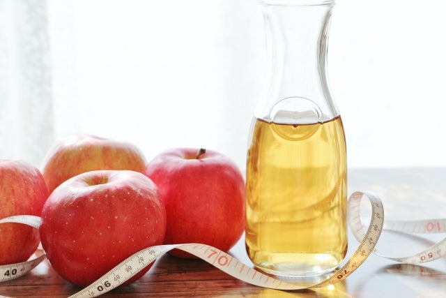 りんごとリンゴ酢ドリンク