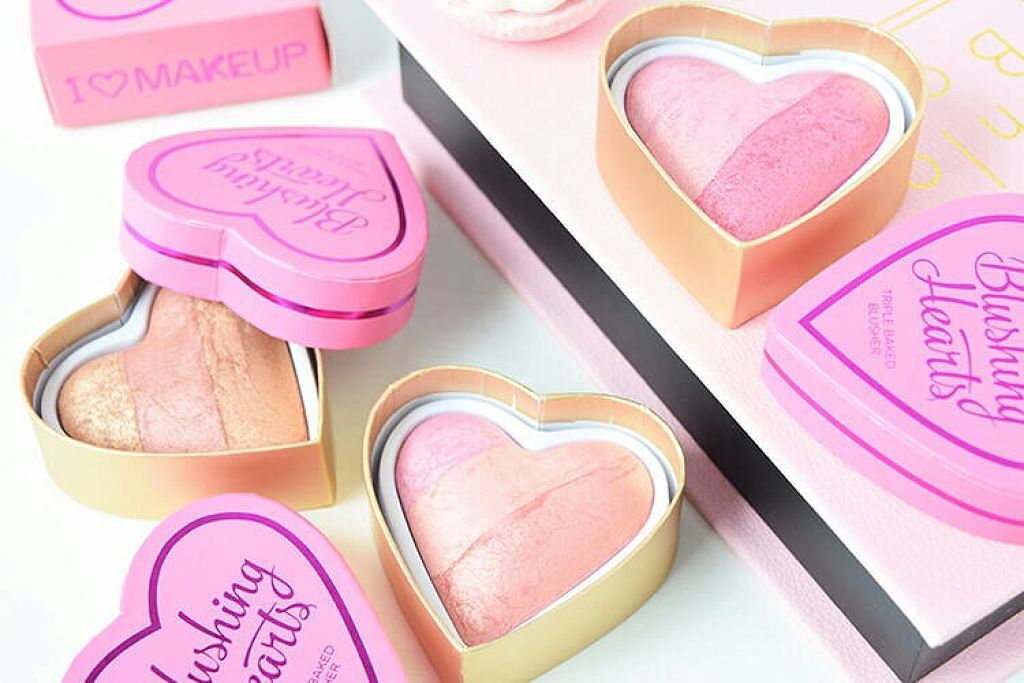 ブラッシング ハート/MAKEUP REVOLUTION/パウダーチークを使ったクチコミ(1枚目)