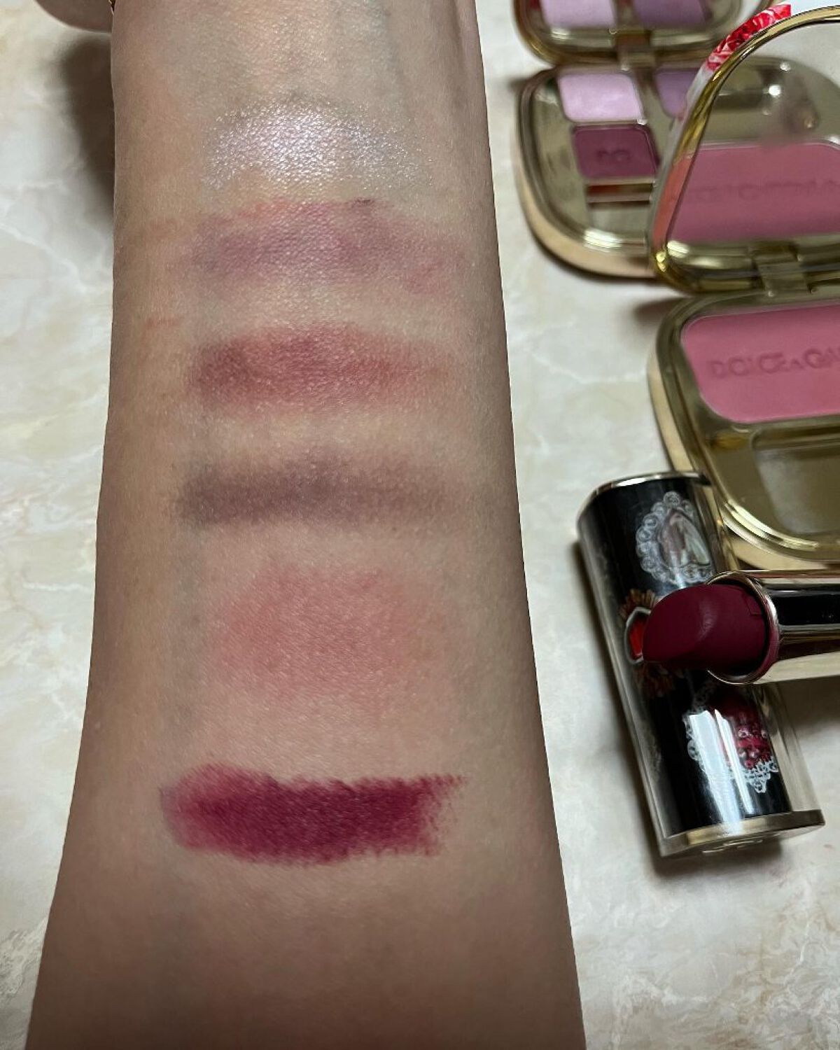 フェリンアイズ インテンスアイシャドウ クアッド/DOLCE&GABBANA BEAUTY/アイシャドウパレットを使ったクチコミ（2枚目）