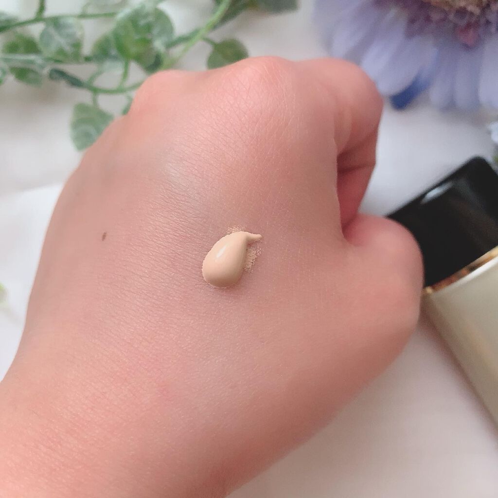 エンリッチングクリーミーファンデーション 831	ピンク/チャコット・コスメティクス/クリーム・エマルジョンファンデーションを使ったクチコミ（2枚目）