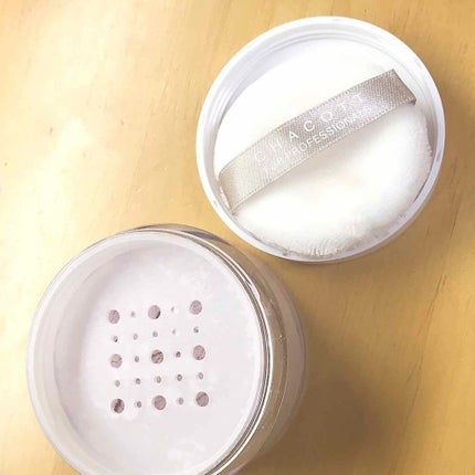 フィニッシングパウダー/チャコット・コスメティクス/ルースパウダーを使ったクチコミ(2枚目)