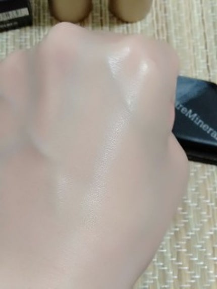 CR ハイドレイティング ファンデーション スティック/bareMinerals/その他ファンデーションを使ったクチコミ(3枚目)