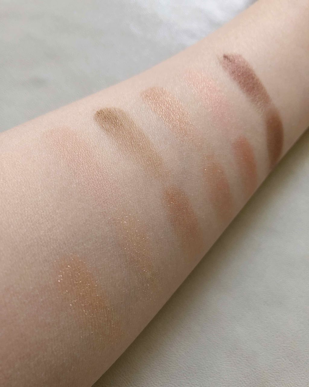 バレンタインボックス/VAVI MELLO/アイシャドウパレットを使ったクチコミ(2枚目)