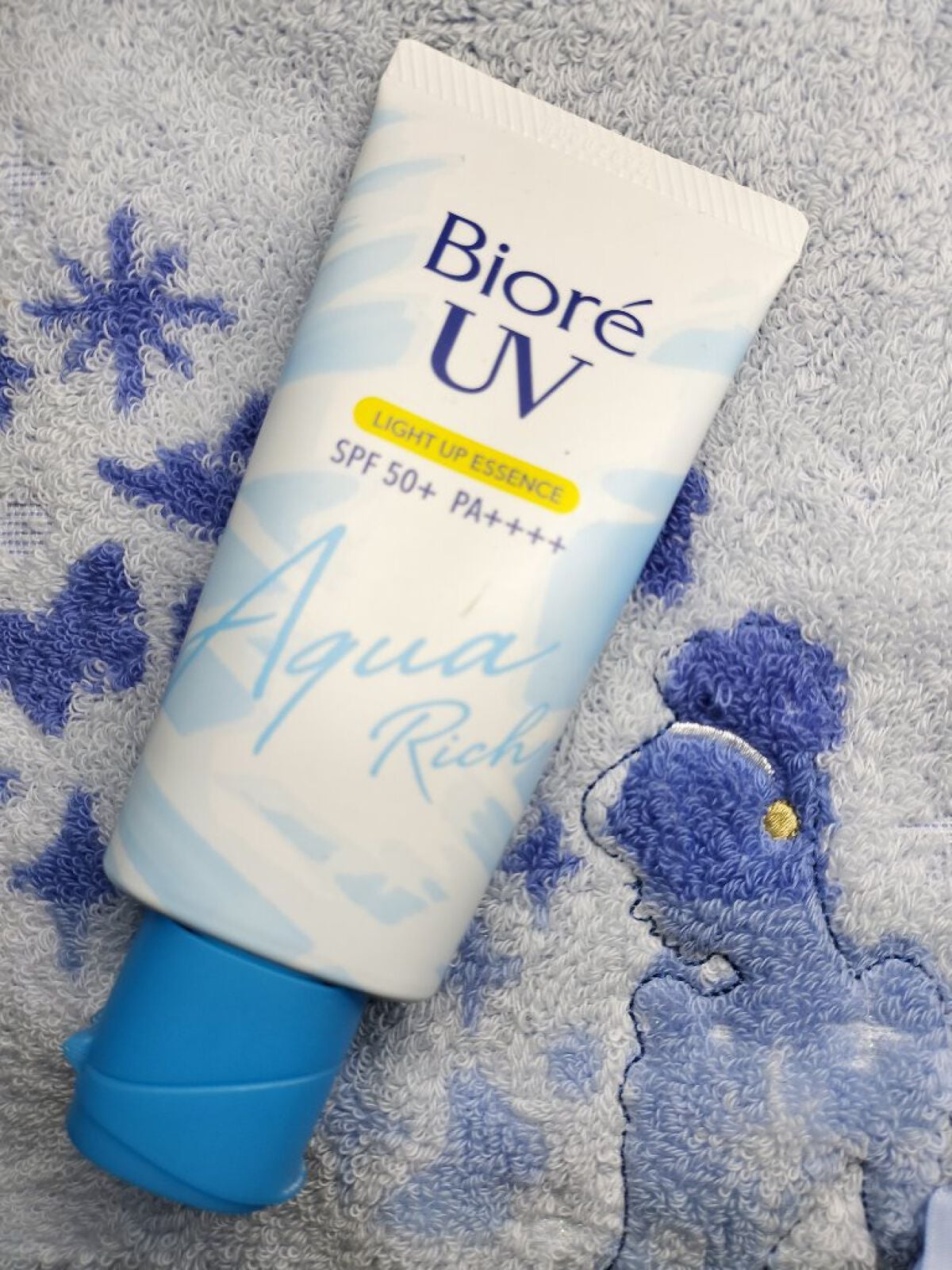 ビオレUV アクアリッチ ライトアップエッセンス/ビオレ/日焼け止めクリームを使ったクチコミ(1枚目)