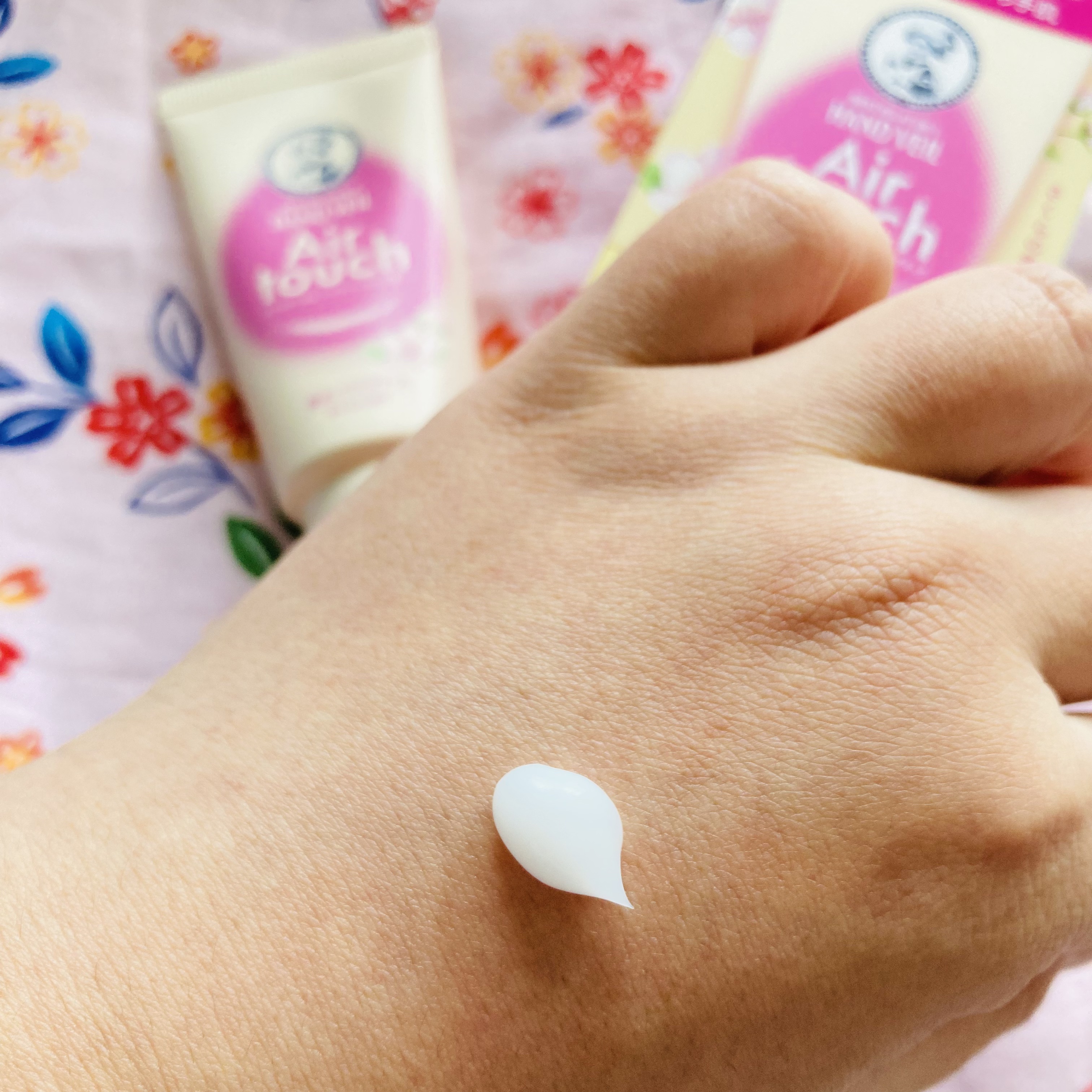 ハンドベールエアタッチ レモンフラワーの香り/メンソレータム/ハンドクリームを使ったクチコミ（3枚目）