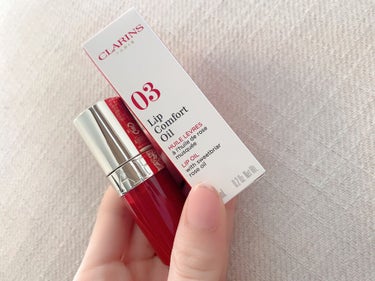 リップコンフォートオイル/CLARINS/リップグロスを使ったクチコミ（3枚目）