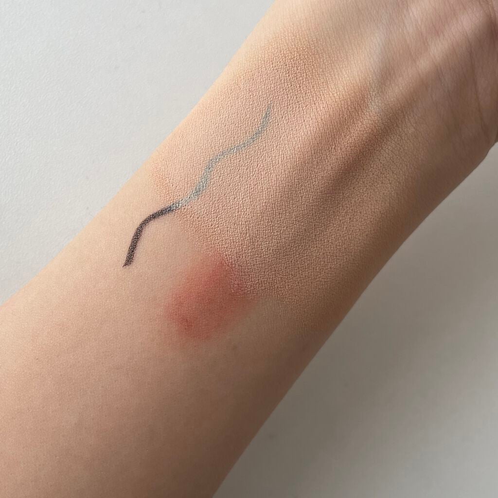 タトゥーウォータープルーフスカーコンシーラー/フォレンコス/リキッドコンシーラーを使ったクチコミ(5枚目)