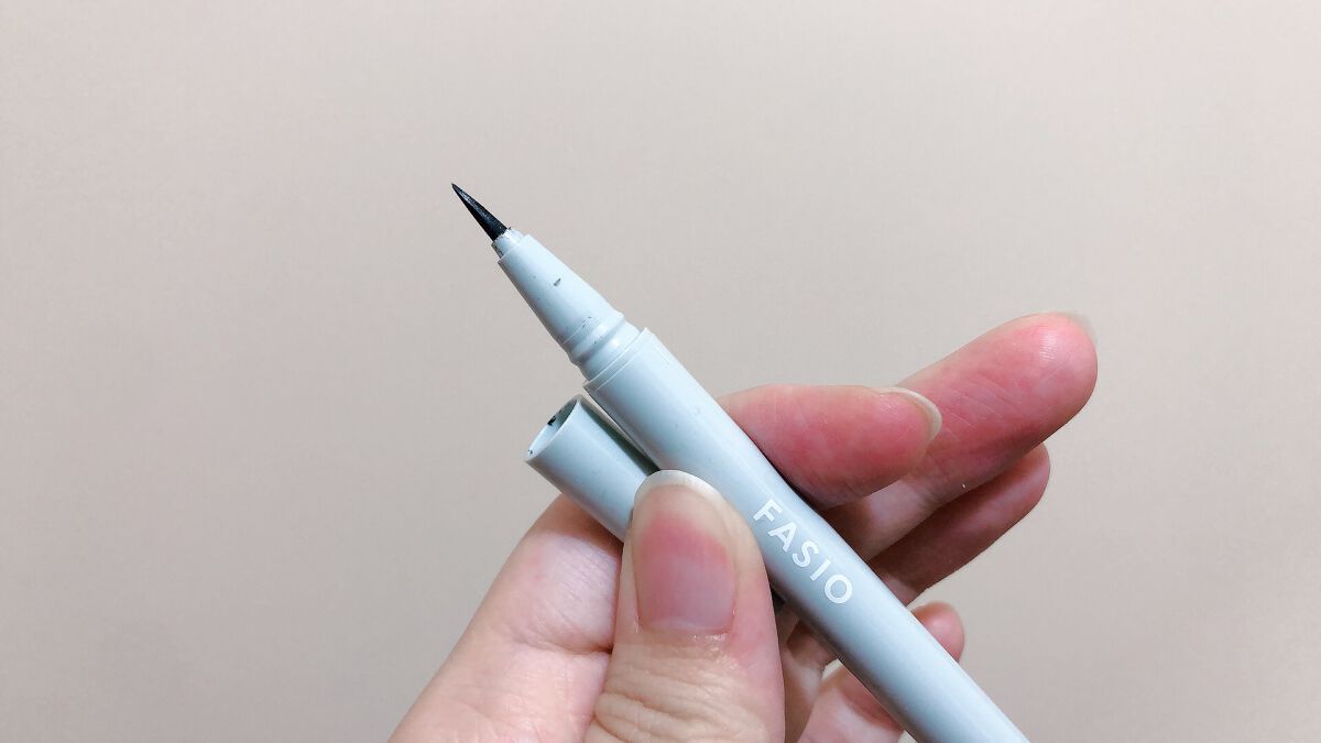 リキッド アイライナー 01 ブラック/FASIO/リキッドアイライナーを使ったクチコミ（1枚目）
