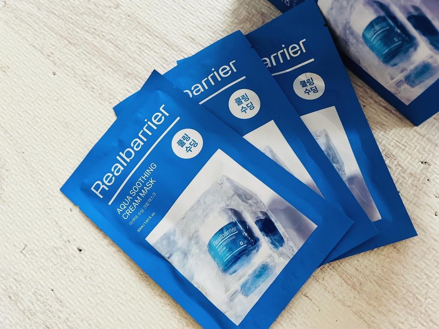 まなみ on LIPS 「@cloudshop_jp様@realbarrier_jp_o..」(2枚目)