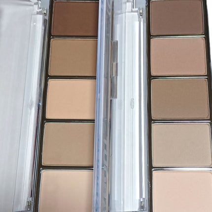 ABOUT TONE リターントゥーベーシックシャドウパレットのクチコミ「
普段使いしやすく、捨て色のない #陰影パレット 🎨
ヌーディースキンベージュトーン
からデ.....」(2枚目)