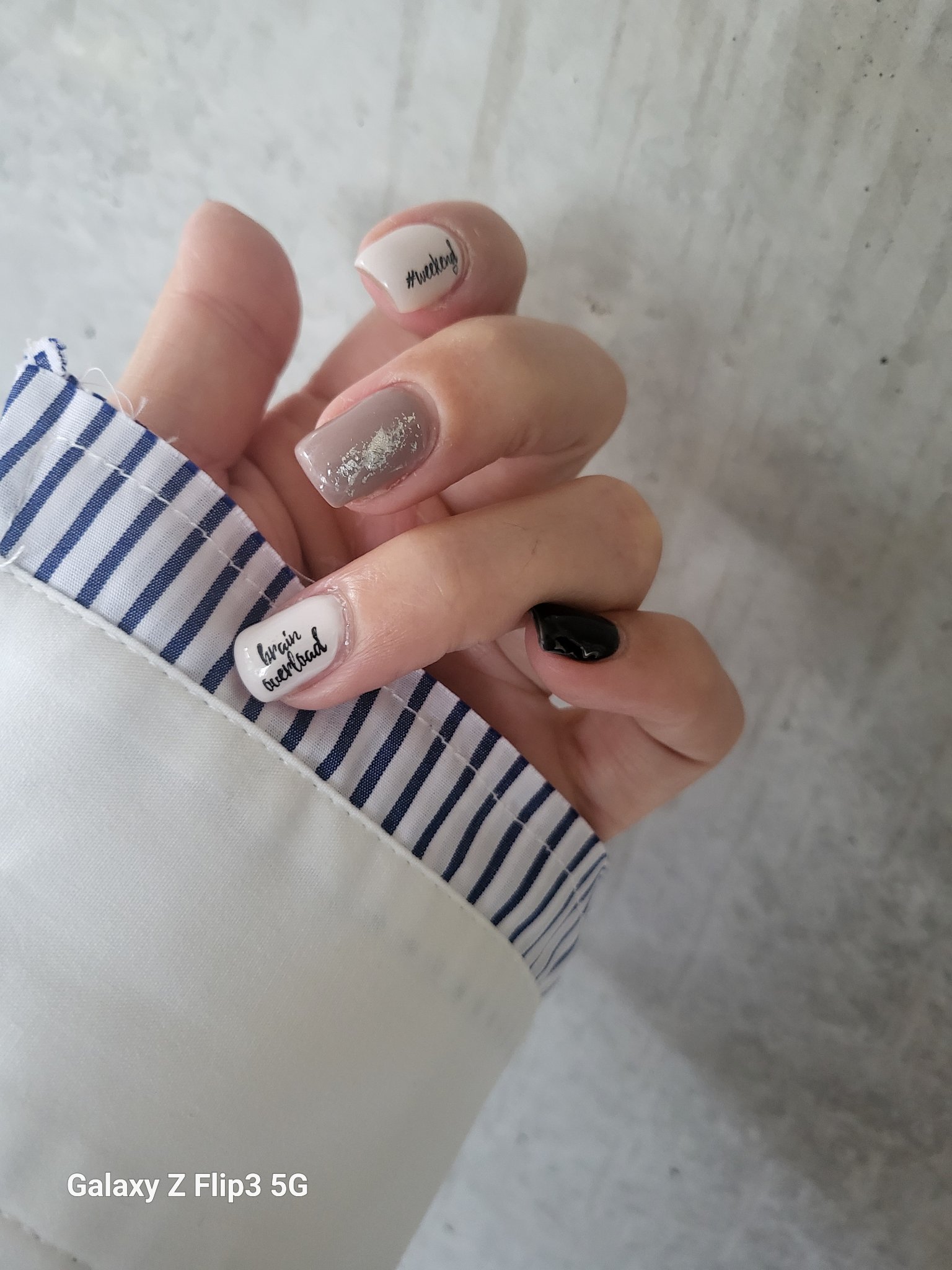 #秋ネイル,#セルフネイル,#くすみネイル,#シンプルネイルのネイルデザイン