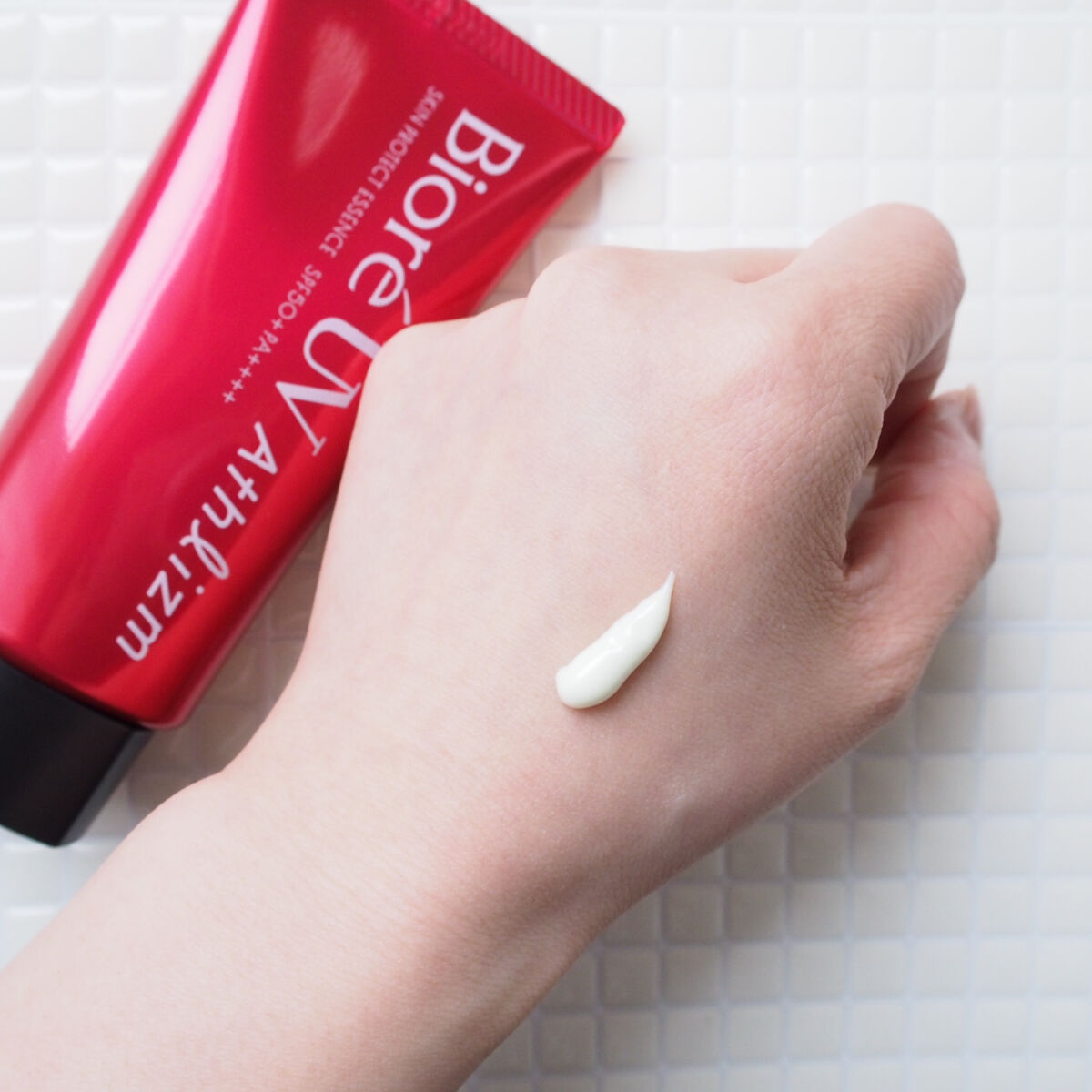 UV  アスリズム　スキンプロテクトエッセンス/ビオレ/日焼け止めローションを使ったクチコミ（2枚目）