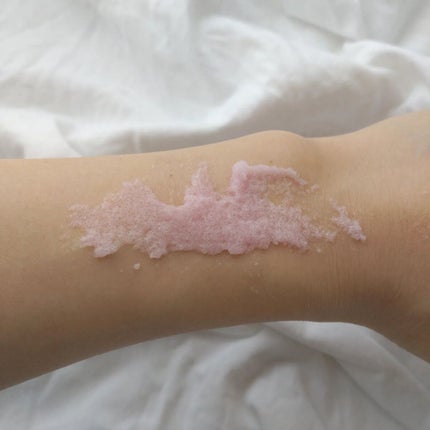 Q+Me スウィート ボム タラソ スクラブ/AGARISM/バスト・ヒップケアを使ったクチコミ(3枚目)