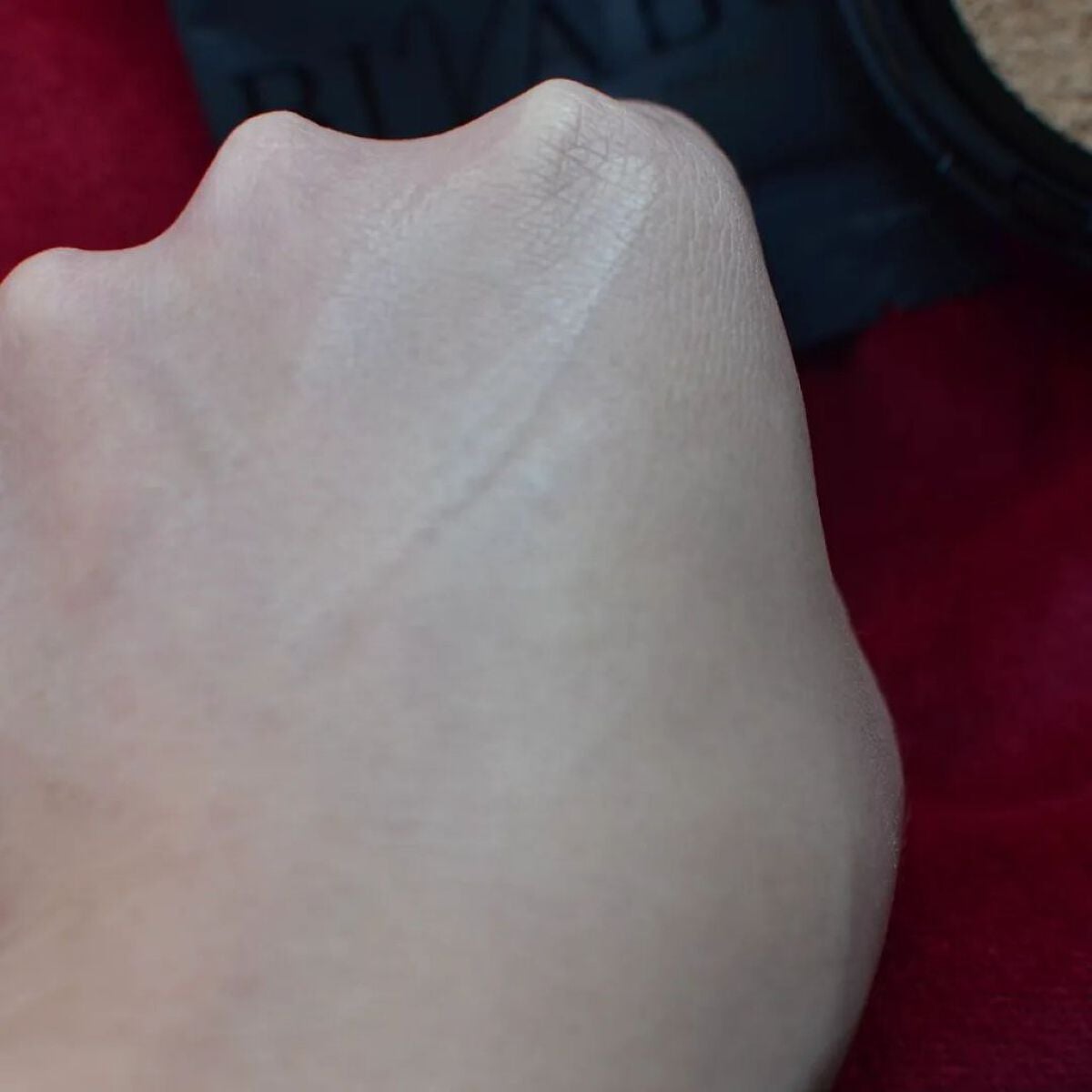 ベルベットジュエルクッション/BIVABOO/クッションファンデーションを使ったクチコミ(5枚目)