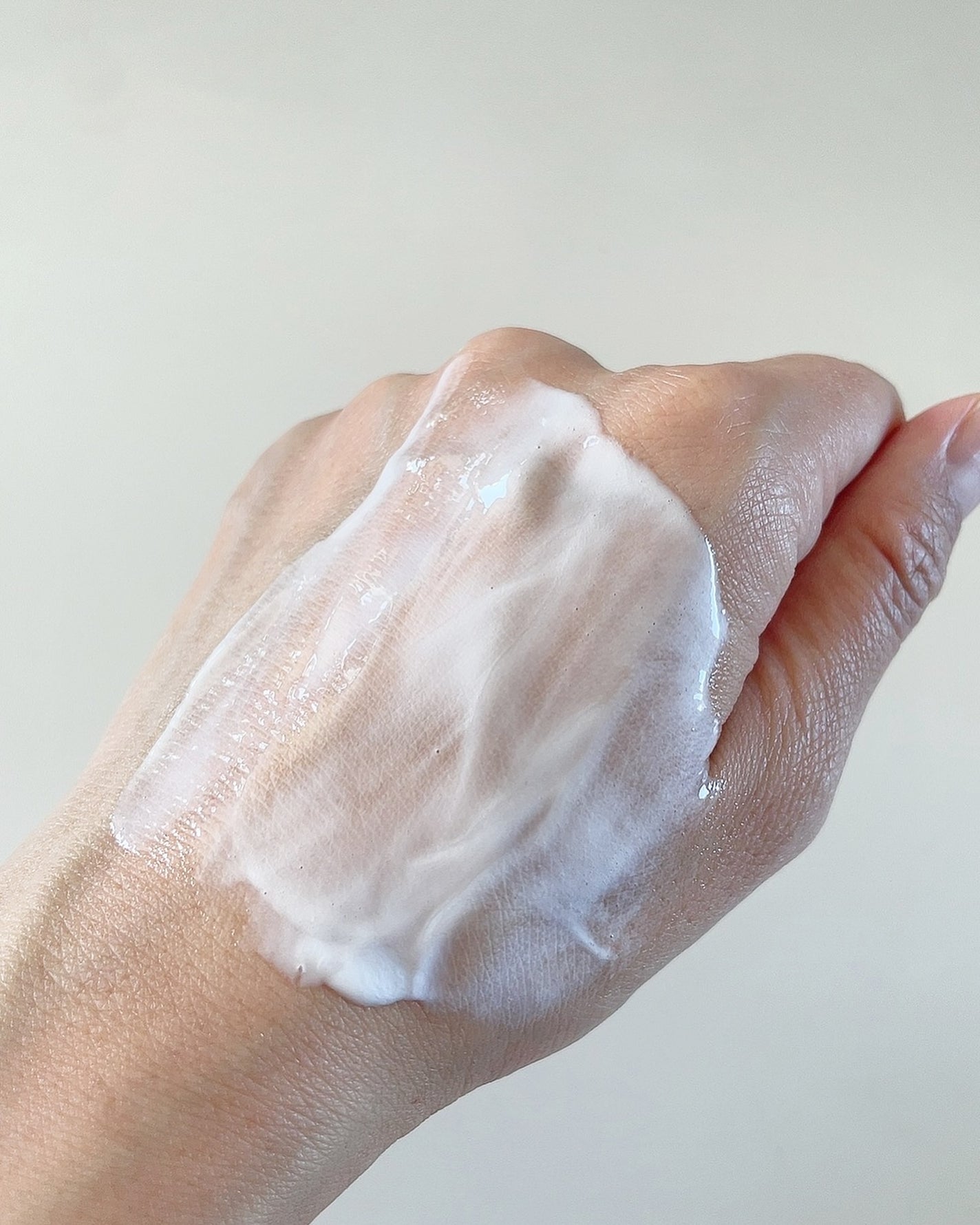 ダヴ クリームボディウォッシュ コンフォートモイスチャー/ダヴ/ボディソープを使ったクチコミ(5枚目)