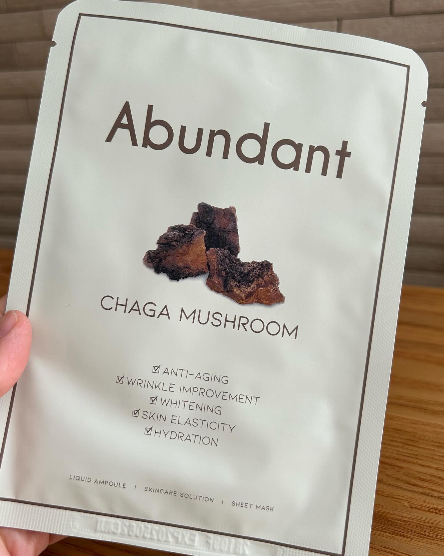 チャーガマッシュルームウォータージェルマスク/Abundant/シートマスク・パックを使ったクチコミ（1枚目）