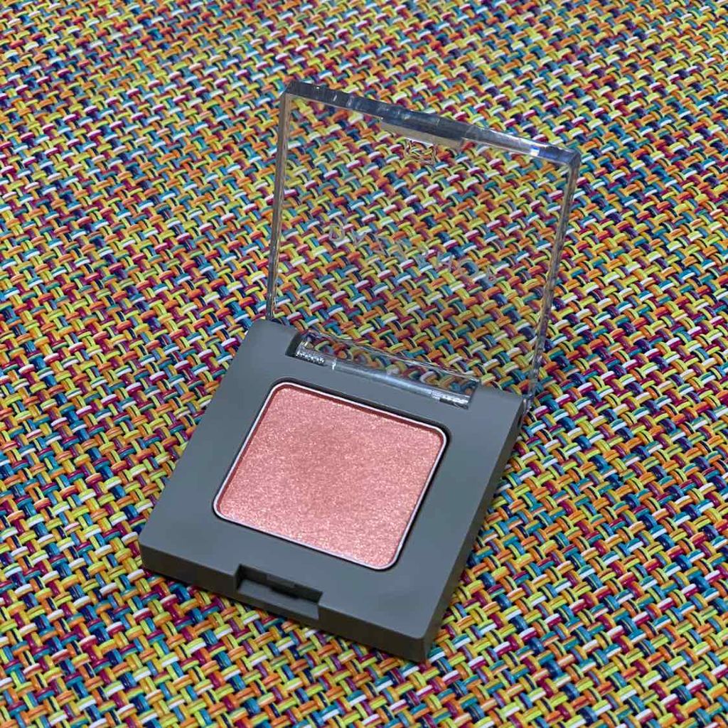 アリュールド シングル アイシャドウ/DAZZSHOP/単色アイシャドウを使ったクチコミ（2枚目）