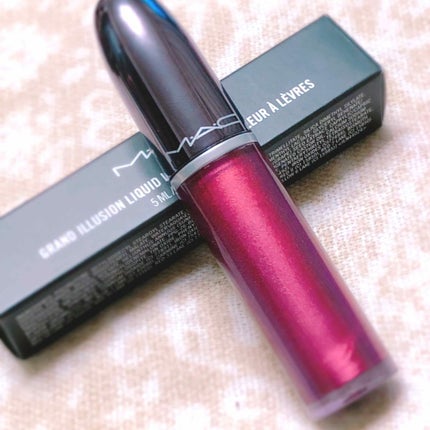 グランドイリュージョン リキッド リップカラー/M・A・C/リップグロスを使ったクチコミ(1枚目)
