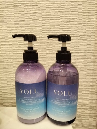 YOLU リラックスナイトリペア シャンプー/トリートメントのクチコミ「♚YOLU リラックスナイトリペアシャンプー/トリートメント♚

睡眠中の摩擦ダメージから髪を.....」（1枚目）