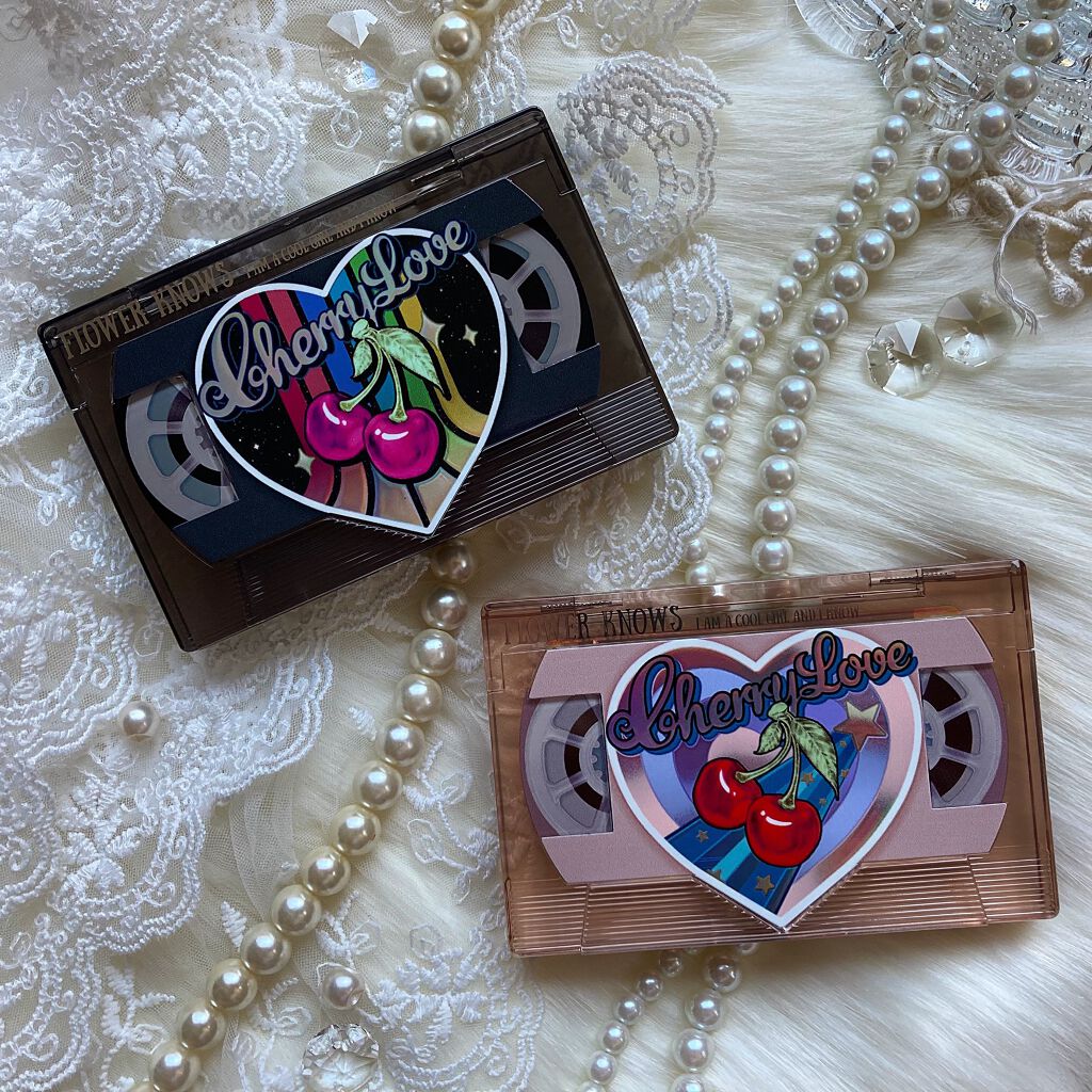 レトロマグネティック アイシャドウパレット/FlowerKnows/アイシャドウパレットを使ったクチコミ（3枚目）