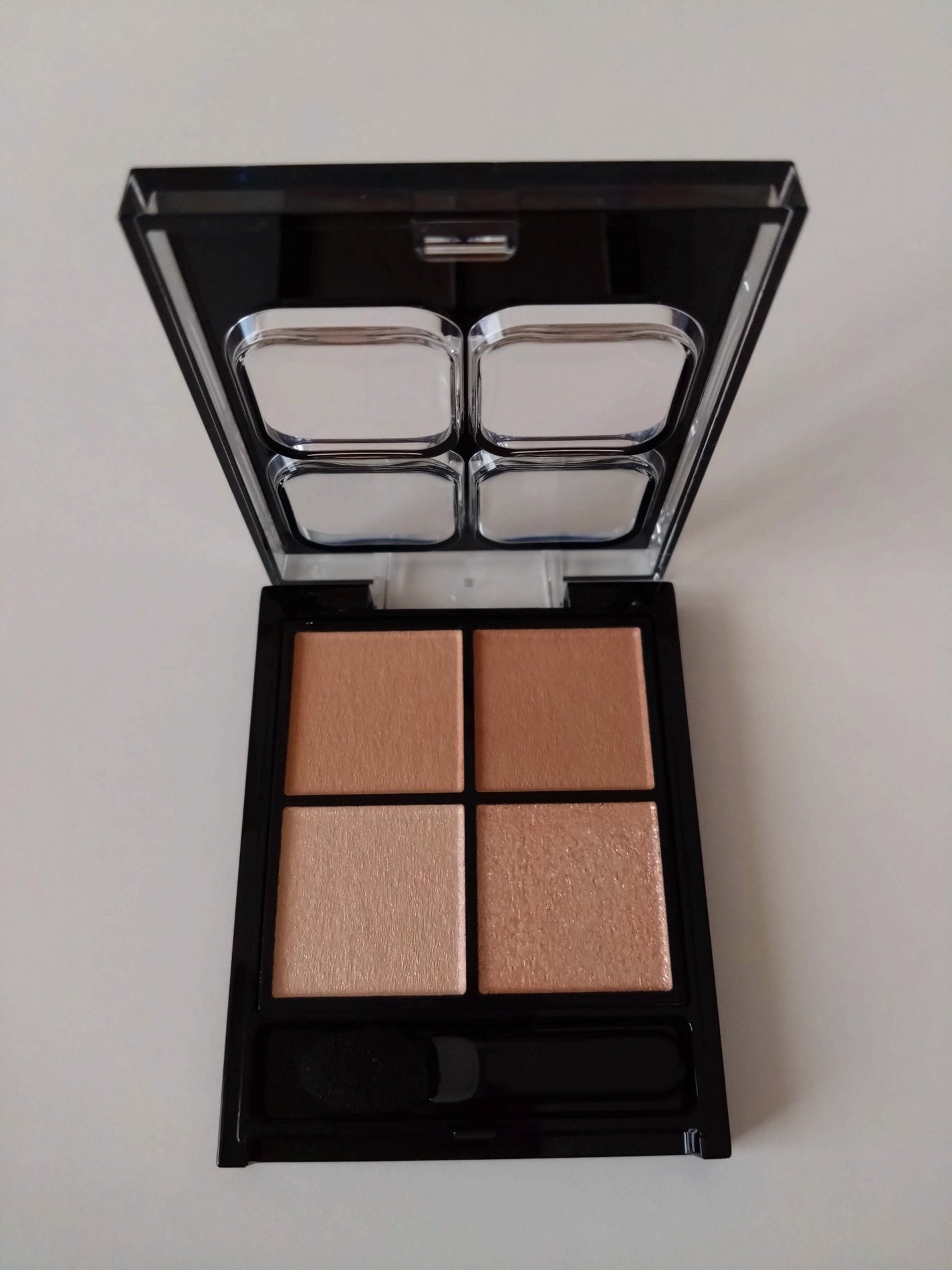 ケイト ポッピングシルエットシャドウ/KATE/アイシャドウパレットを使ったクチコミ(2枚目)