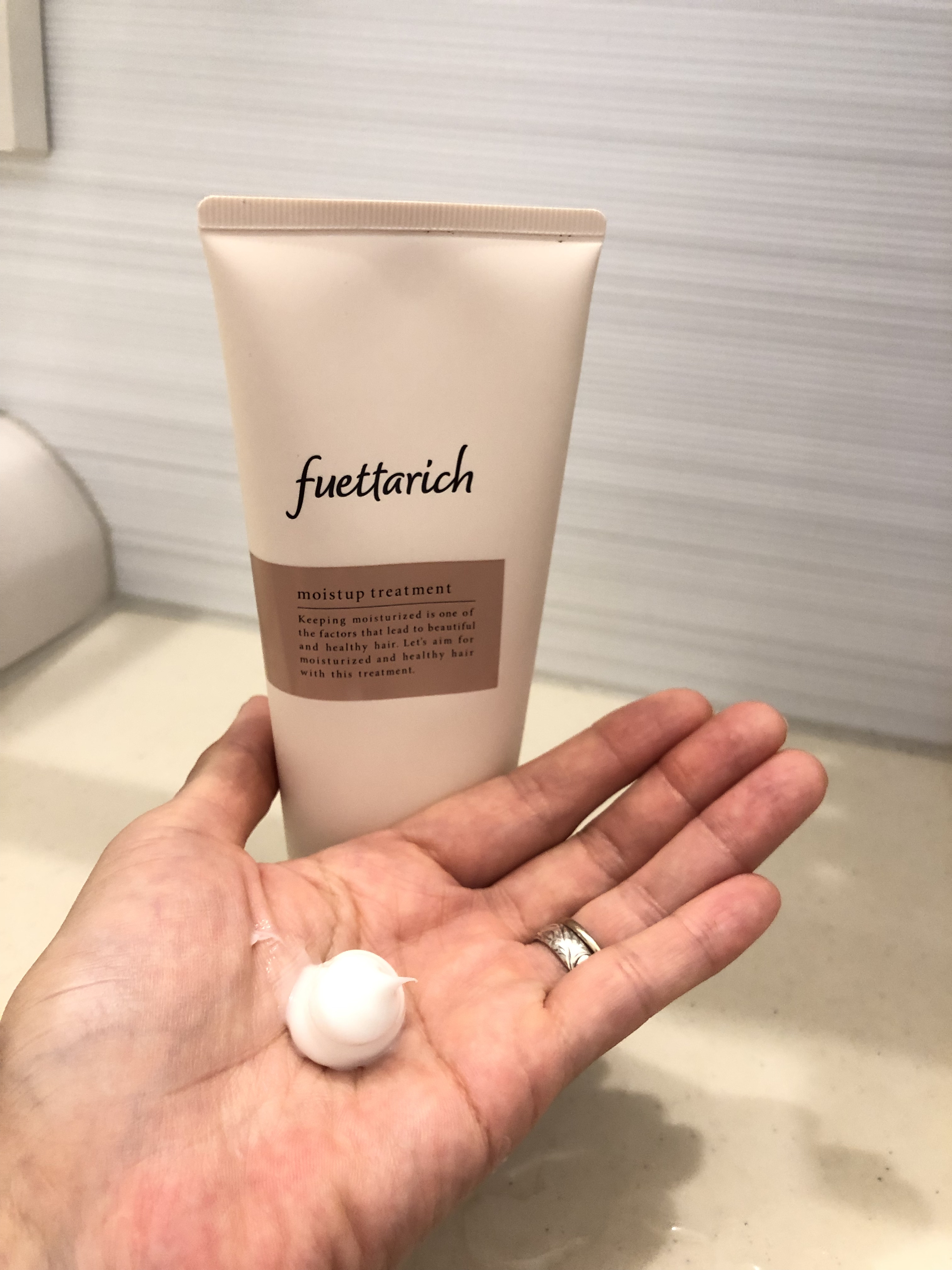 モイストアップ ジェル シャンプー/トリートメント/fuettarich (フエッタリッチ)/サロンシャンプーを使ったクチコミ（1枚目）