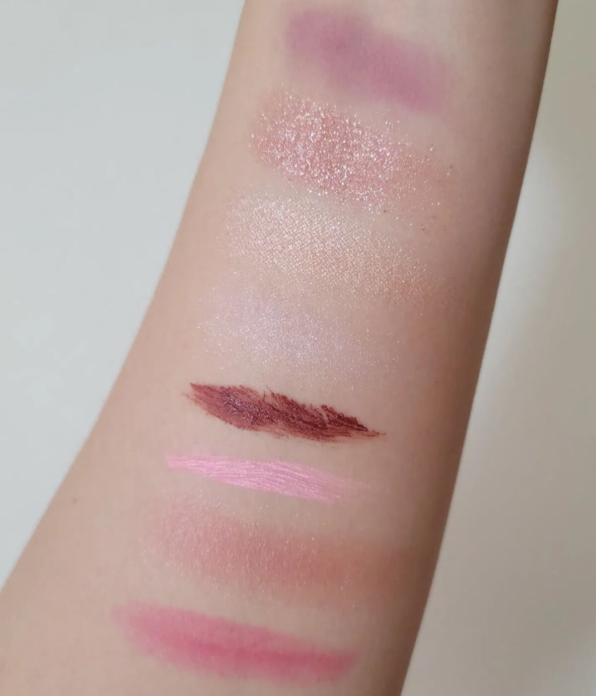 トゥルーディメンショングロウチーク/hince/パウダーチークを使ったクチコミ（3枚目）