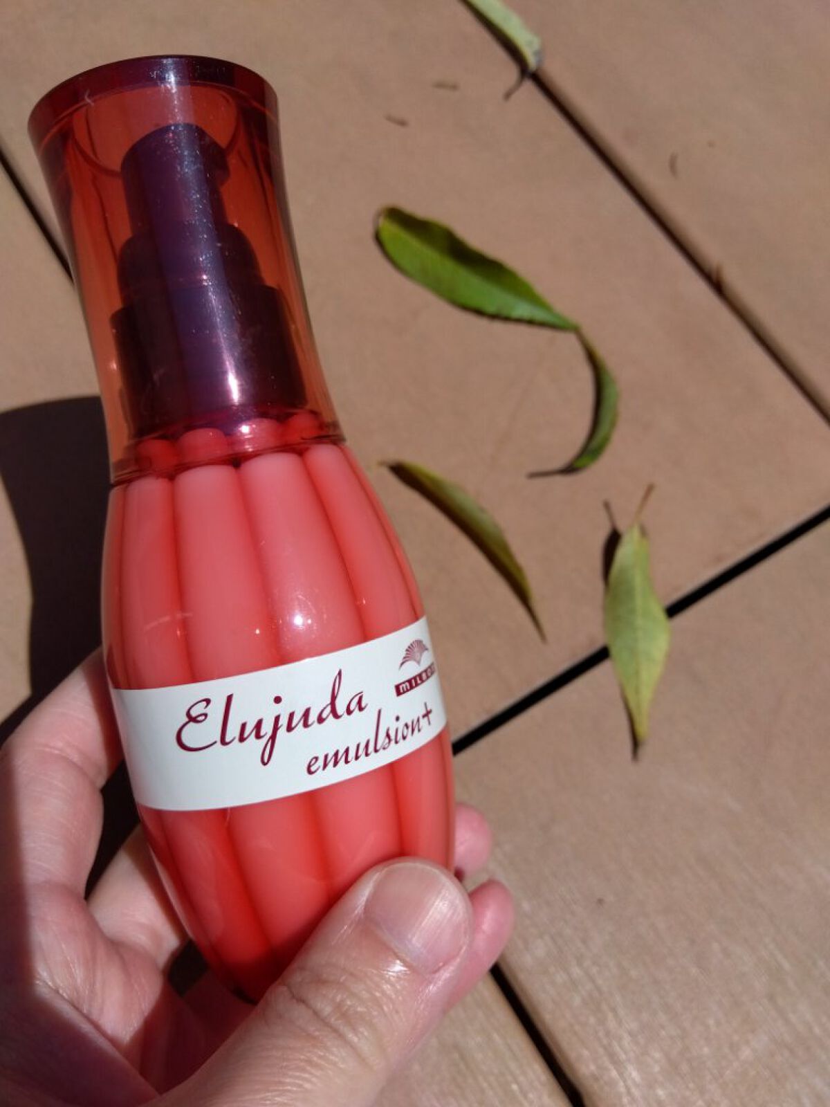 エルジューダ エマルジョン＋/エルジューダ/ヘアミルクを使ったクチコミ（1枚目）