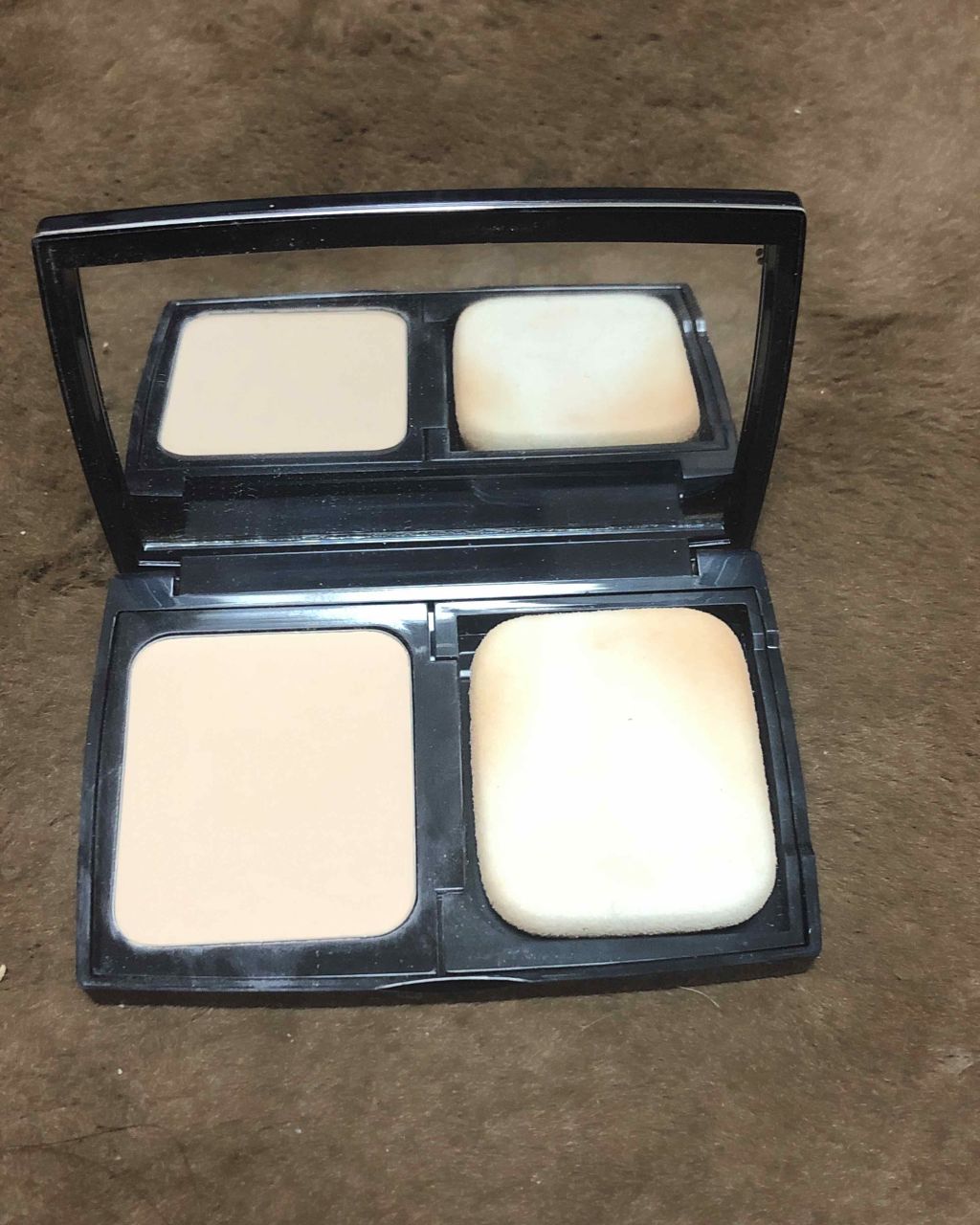 ディオールスキン フォーエヴァー コンパクト エクストレム コントロール/Dior/パウダーファンデーションを使ったクチコミ（2枚目）