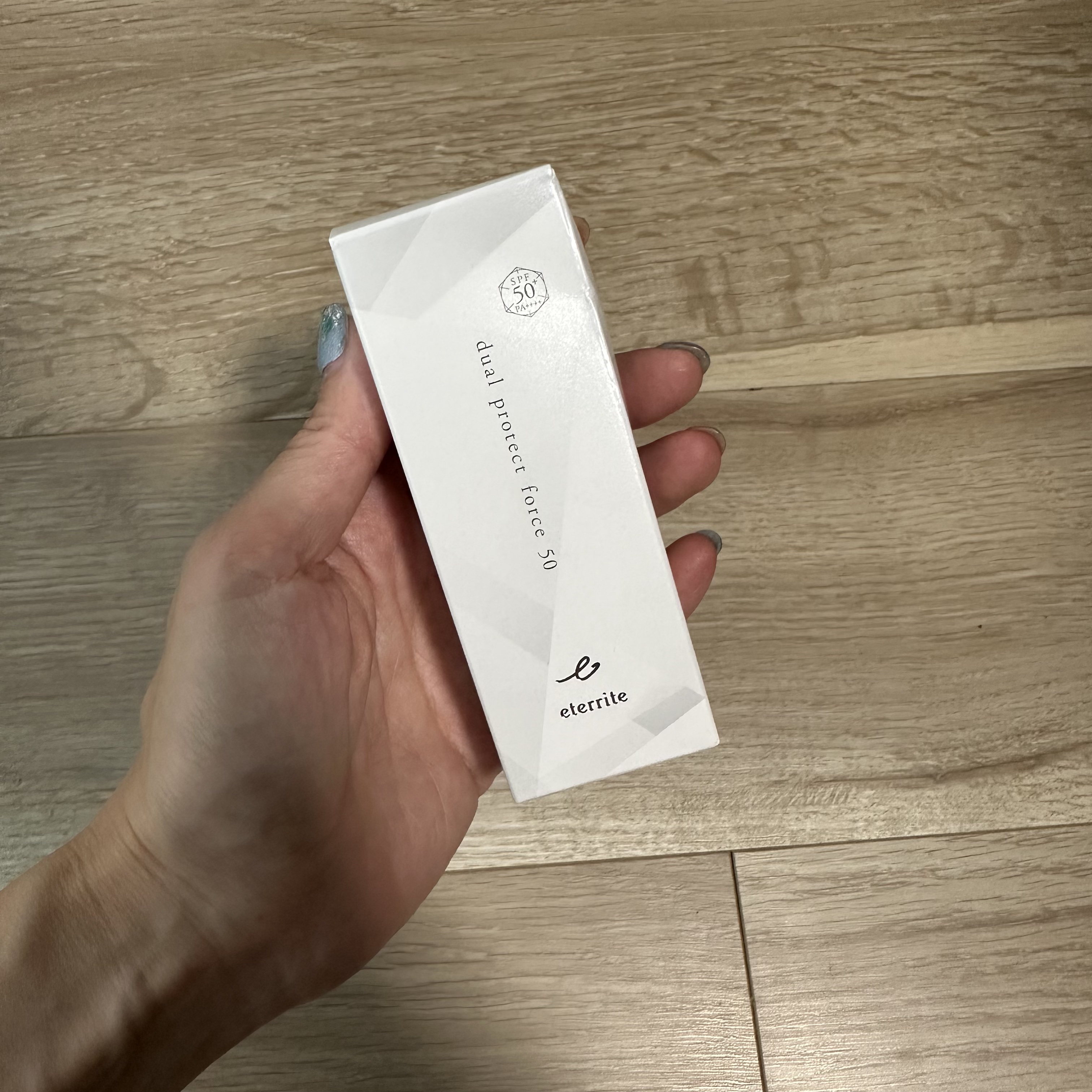 【未開封】シャルレ デュアル プロテクト フォース 50NC×2本セット〈日焼け止め乳液・化粧下地〉SPF50＋・PA＋＋＋＋ VA076 50mL eterrite エタリテ デュアル プロテクト フォース50NC｜シャルレの口コミ - 株式