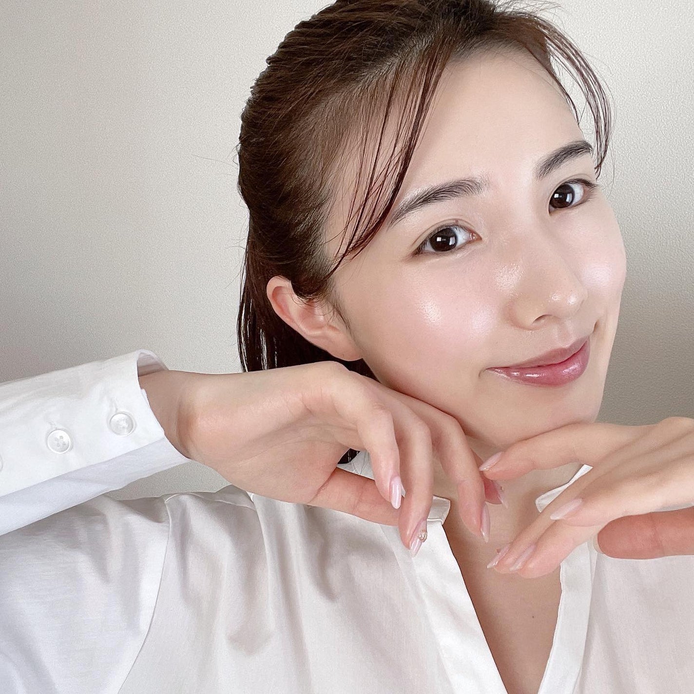 濱田あおい on LIPS 「..ころんとした見た目がかわいいしテクスチャーに特徴があるDE..」(3枚目)