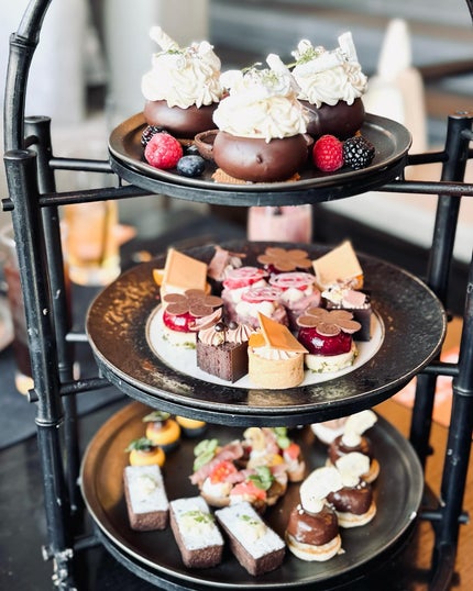 みりん on LIPS 「お着物を着て、お教室のお姉様たちとアマン東京でアフターヌーンテ..」(5枚目)