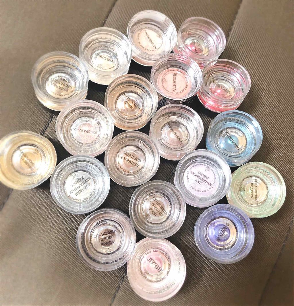 Sigil Inspired Magic Eyeshadows/SIGIL inspired/単色アイシャドウを使ったクチコミ(2枚目)