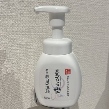 なめらか本舗 薬用泡洗顔のクチコミ「なめらか本舗　薬用泡洗顔　200ml

価格880円

価格ドンキホーテにて398円（税抜）　.....」（2枚目）