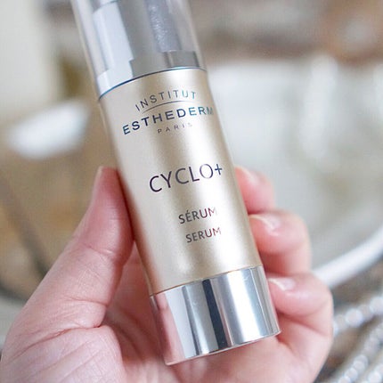 エステダム シクロ プラス セロムのクチコミ「・
・
エステダムの中でも最高峰の
シクロプラスシリーズ。
乾燥や紫外線による年齢サインを感じ.....」(2枚目)