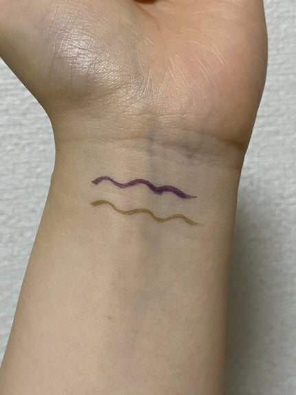 ウルトラカラー アイライナー/MAYBELLINE NEW YORK/リキッドアイライナーを使ったクチコミ(6枚目)