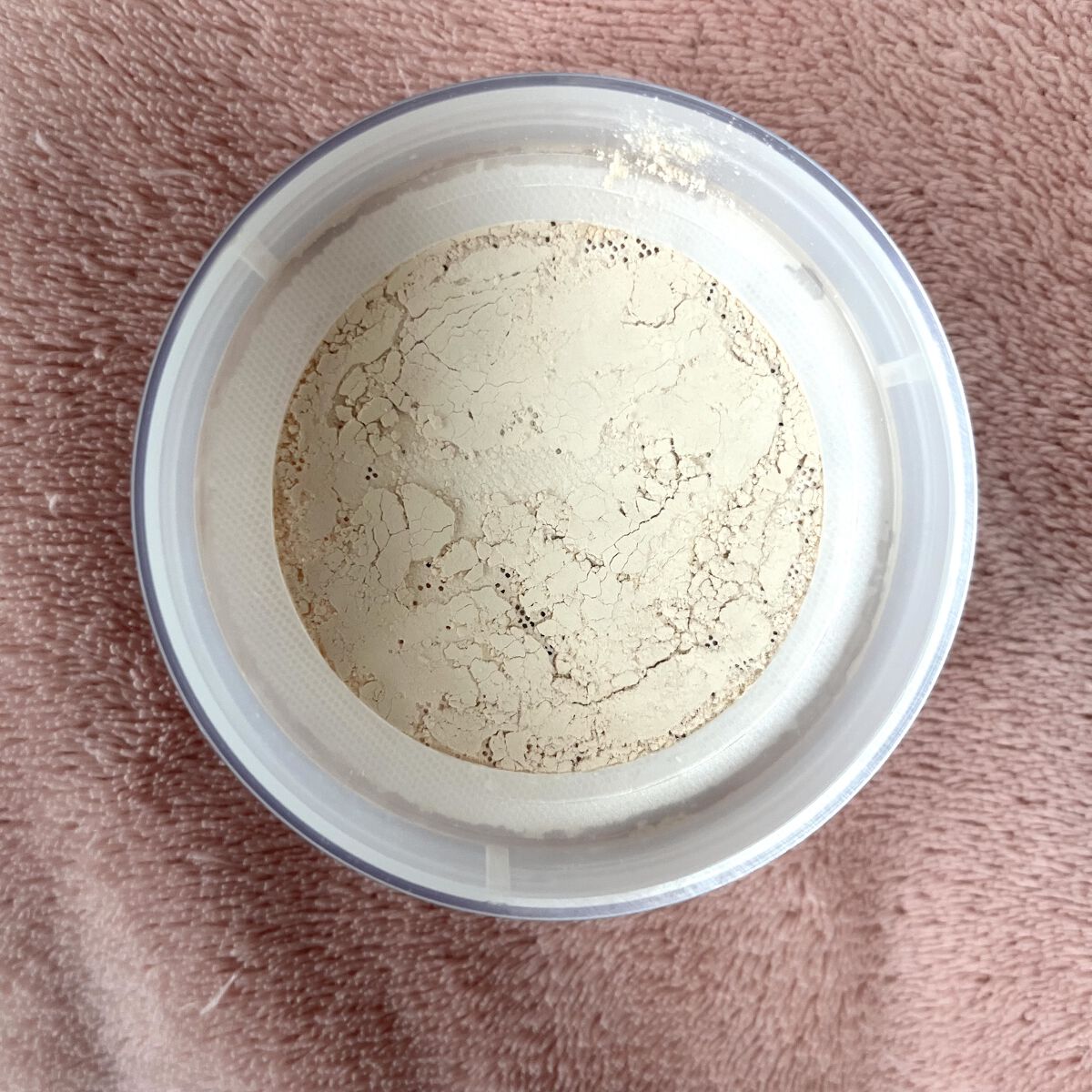 エクストラリッチパウダー ’23  01 ピーチベージュ/excel/ルースパウダーを使ったクチコミ（2枚目）