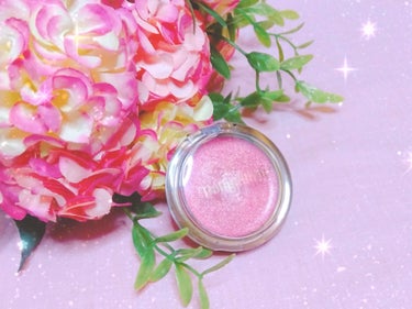 ドーリーウインク リキッドアイライナー ウォータープルーフ スーパーブラックのクチコミ「🌸ドーリーウインク🌸
❁
❁

🎀限定品🎀

ライナーと一緒にセットになっていたクリームシャド.....」（1枚目）