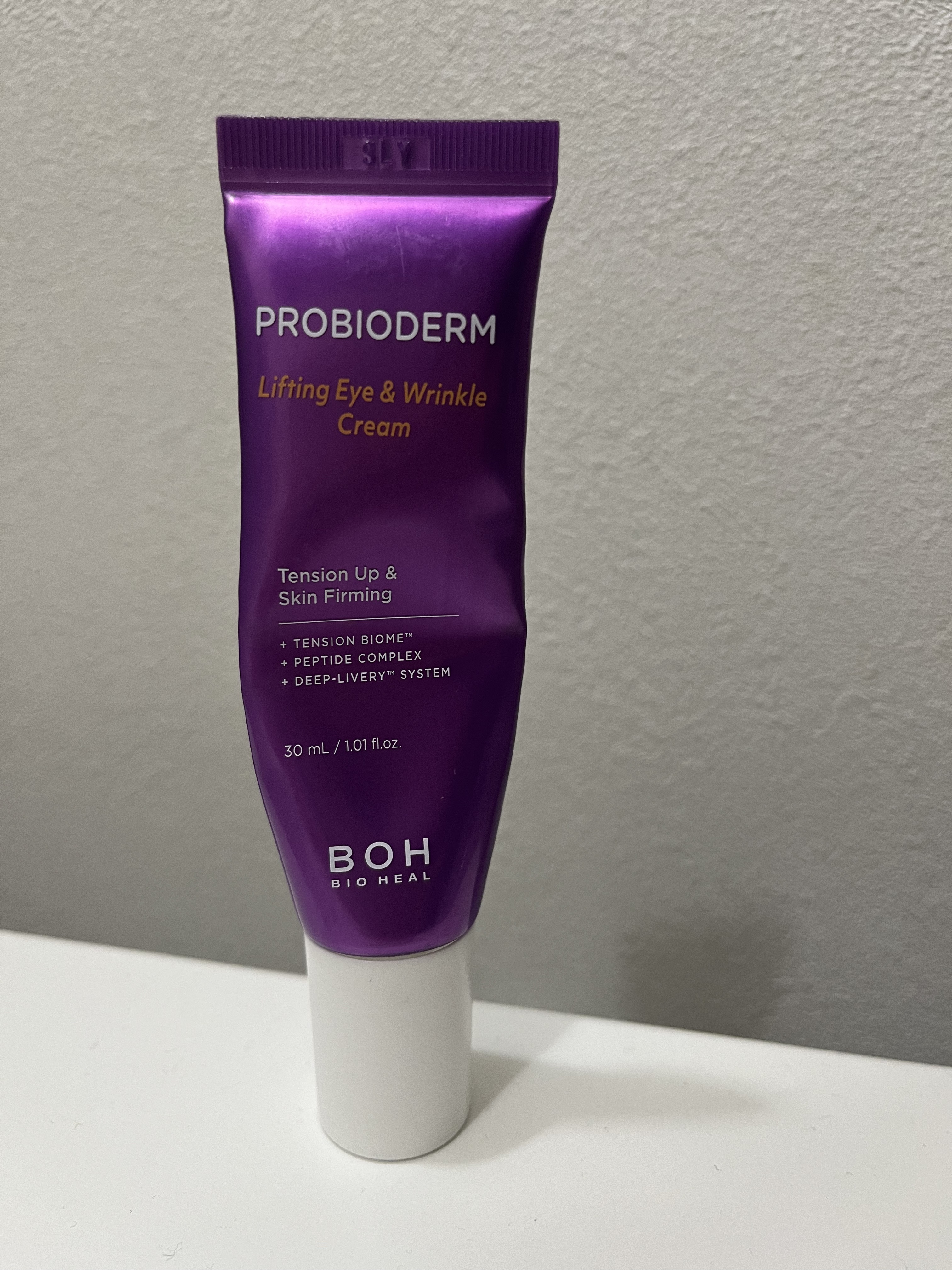 プロバイオダーム リフティング アイリンクルクリーム/BIOHEAL BOH/アイケア・アイクリームを使ったクチコミ（1枚目）