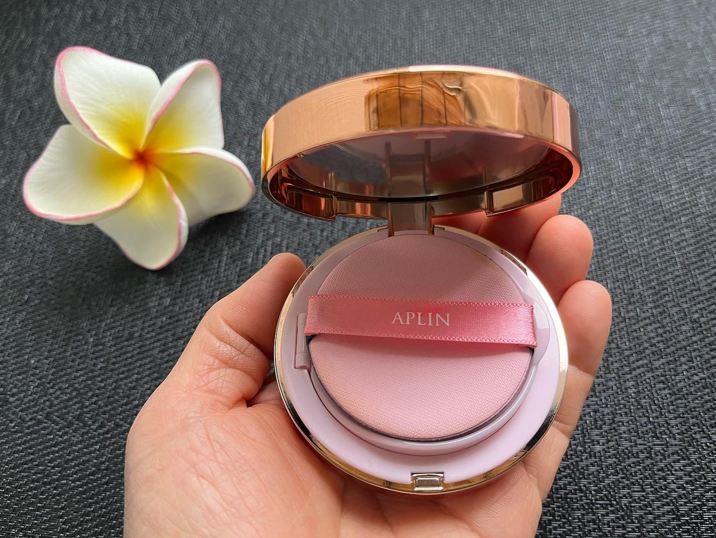 ピンクティーツリーカバーアップグロウクッション/APLIN/クッションファンデーションを使ったクチコミ(2枚目)