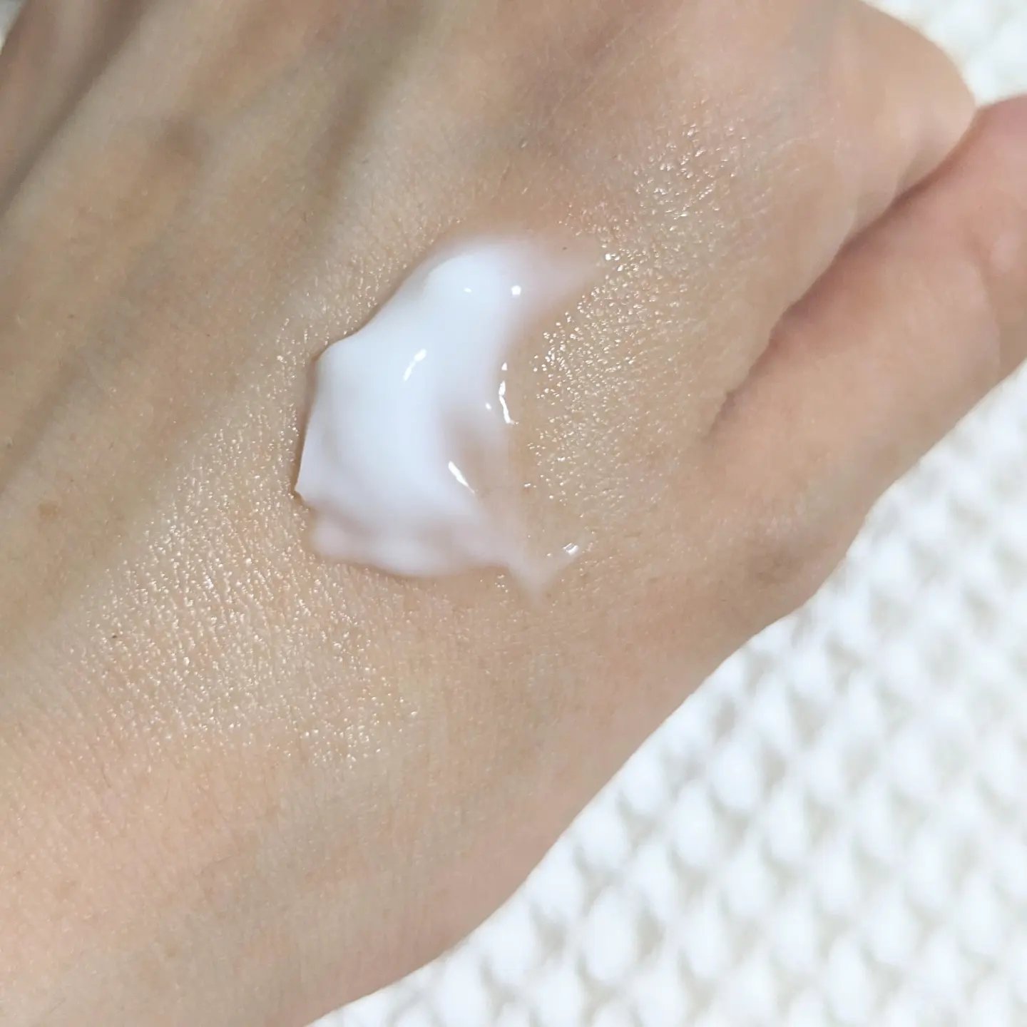 バイタル イン ジェジュ タイム リペア アイクリーム/ACCOJE/アイケア・アイクリームを使ったクチコミ（3枚目）