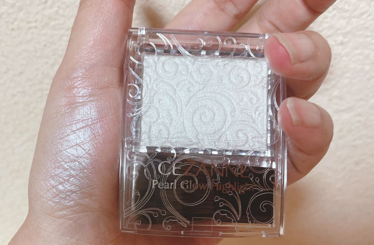 パールグロウハイライト/CEZANNE/パウダーハイライトを使ったクチコミ（2枚目）