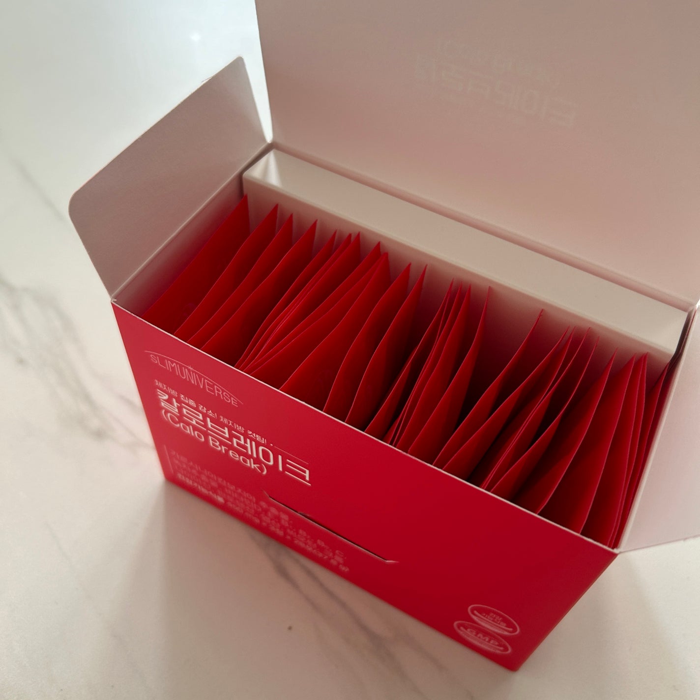 カロブレイク/SLIMUNIVERSE/ボディサプリメントを使ったクチコミ(2枚目)