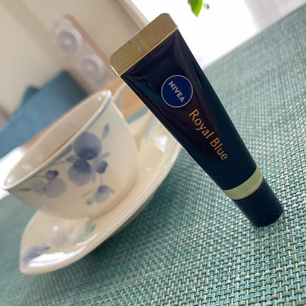 ニベア ロイヤルブルーリップ 濃密美容ケア/ニベア/リップ美容液を使ったクチコミ(3枚目)