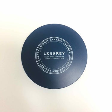 LANAREY プリズムプレストパウダーのクチコミ「持ち運び用で買いました！

パウダーのノリが良く化粧直しに抜群です😊
よれてしまったり皮脂が目.....」（2枚目）